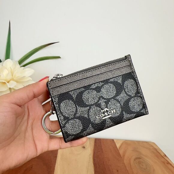 NWT Coach Mini Skinny Id Case In Signature Canvas‎ - Picture 1 of 4